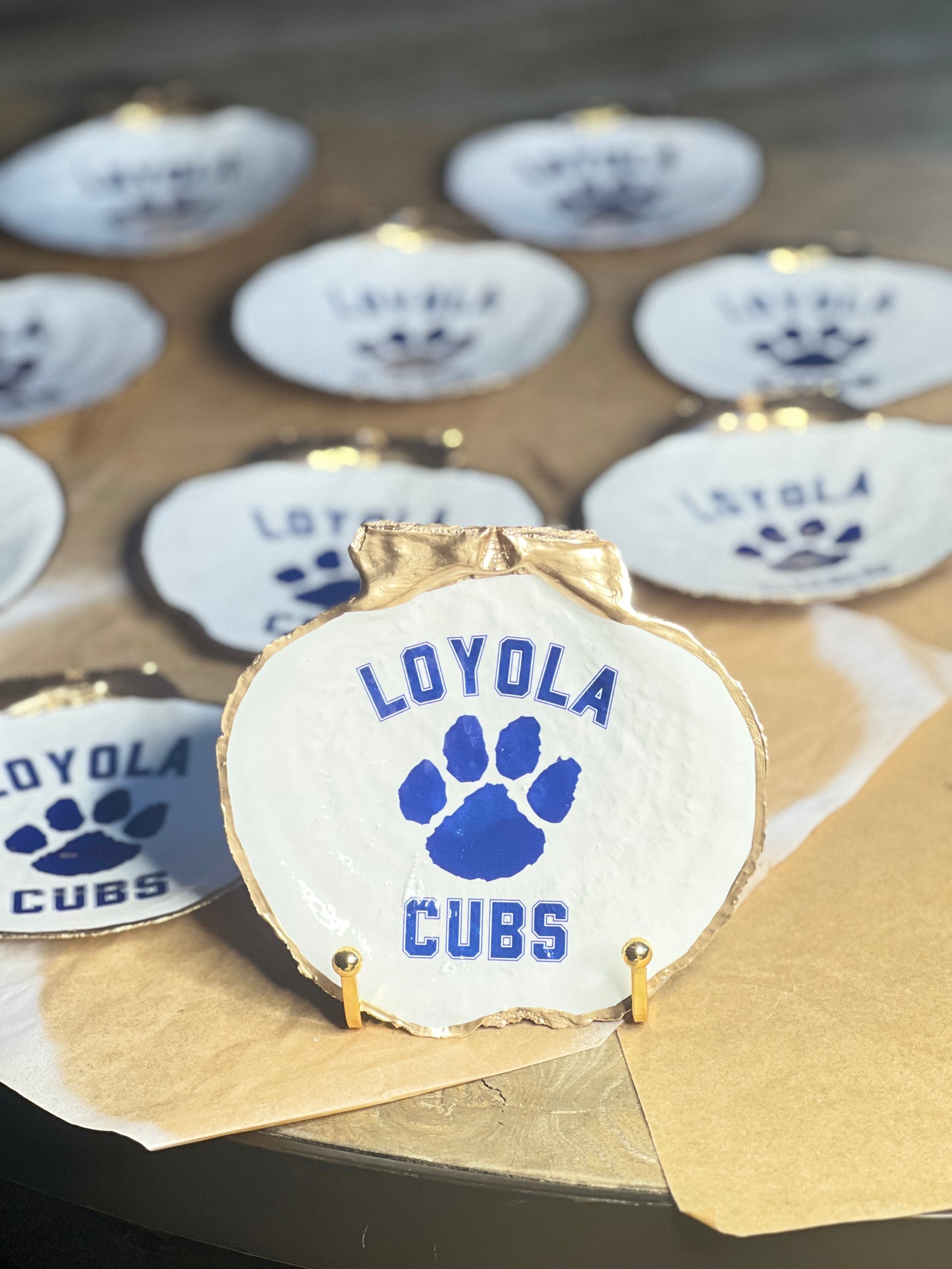 Loyola Cubs Scallop Shell
