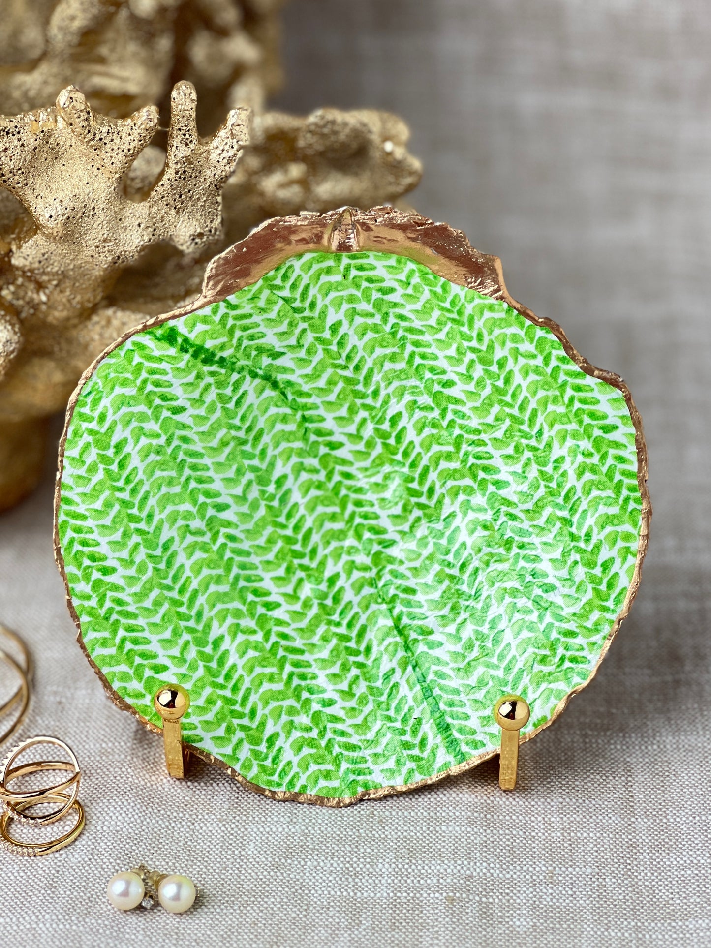 Green Fern Scallop Shell