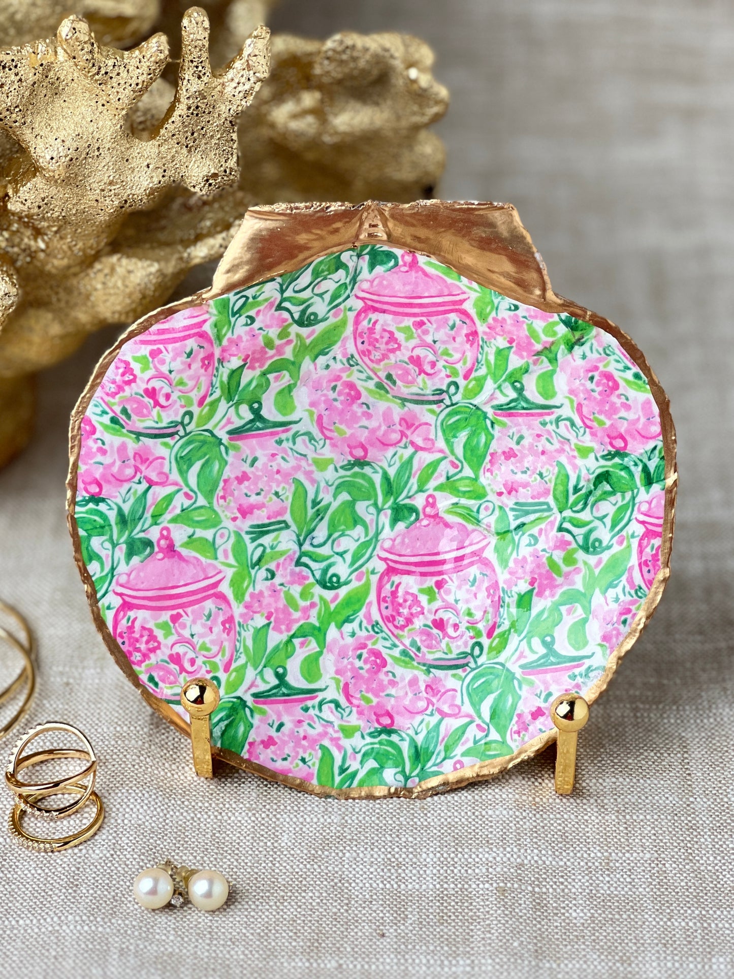 Lily Inspired Ginger Jar Scallop Shell