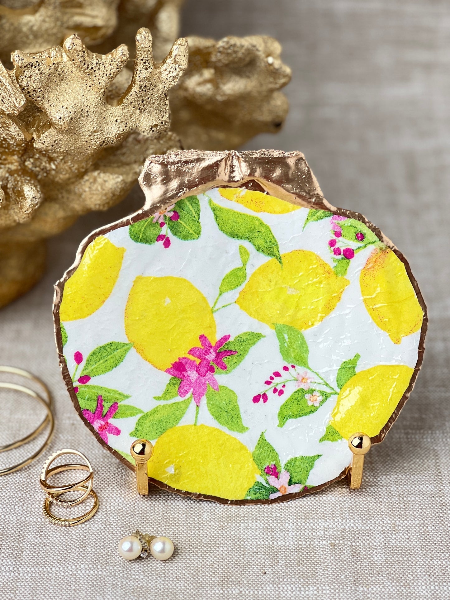 Lemons Scallop Shell