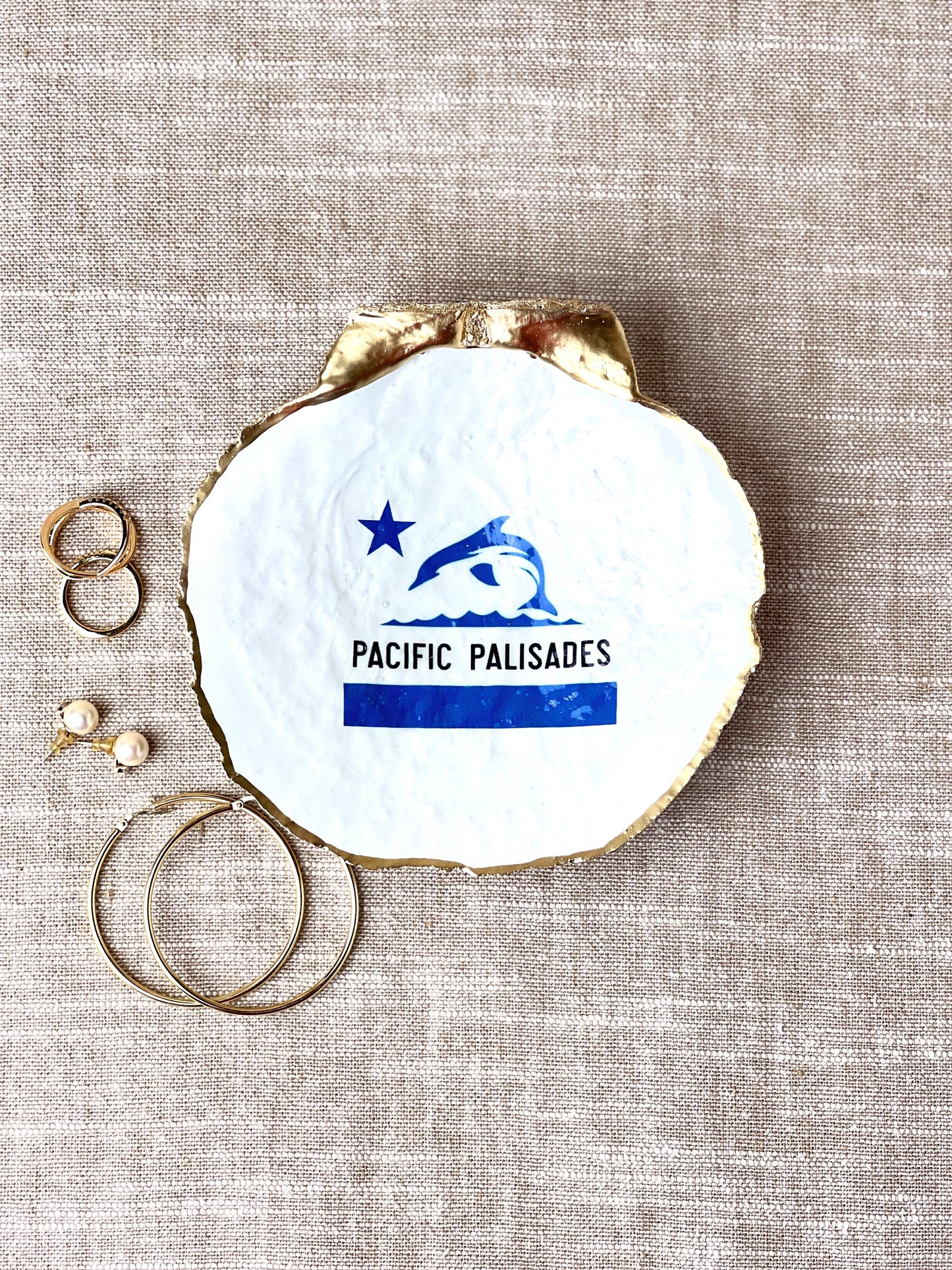 Palisades Flag Star Scallop Shell