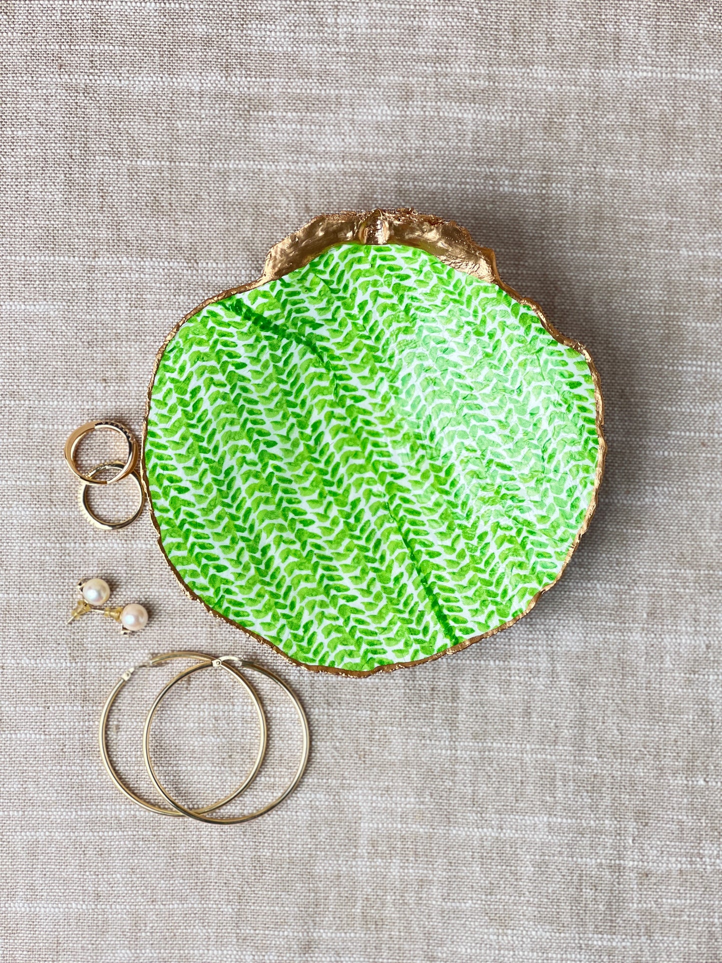 Green Fern Scallop Shell