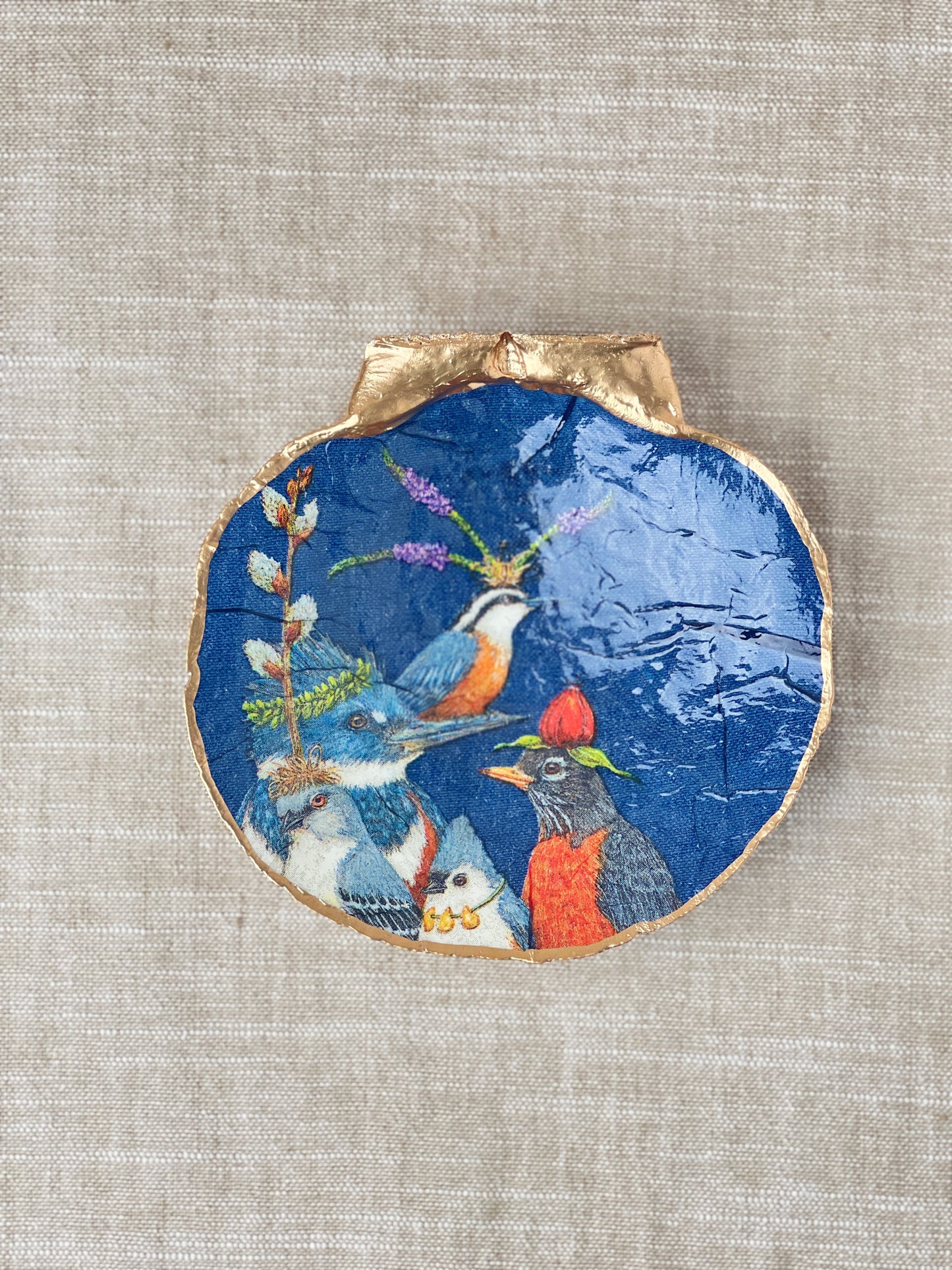 Navy Regal Birds Scallop Shell