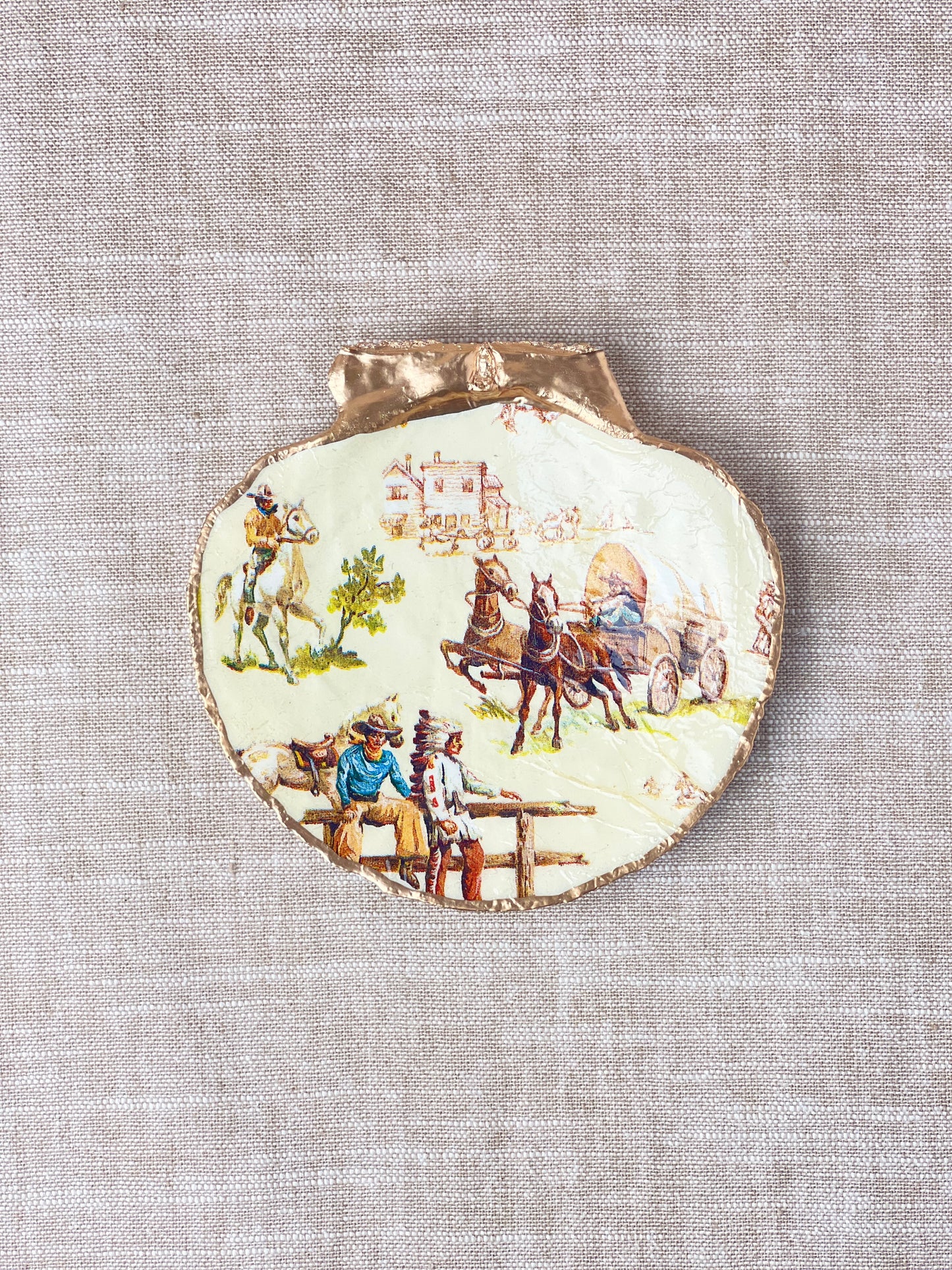 Cowboy & Indians Scallop Shell