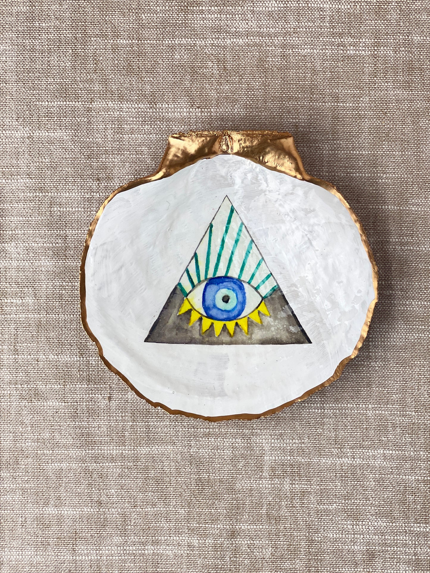 All Seeing Eye Scallop Shell