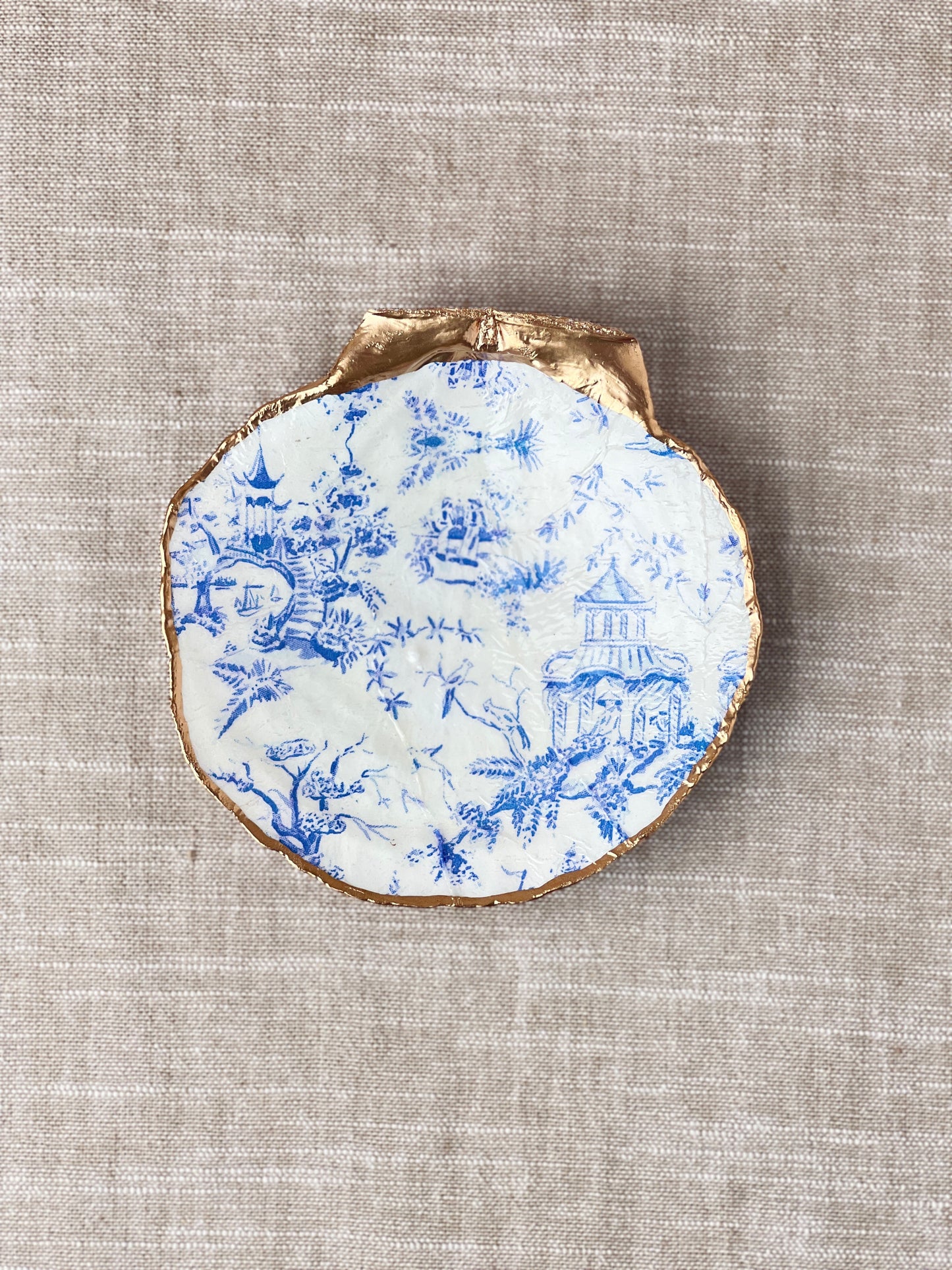 Blue Toile Scallop Shell