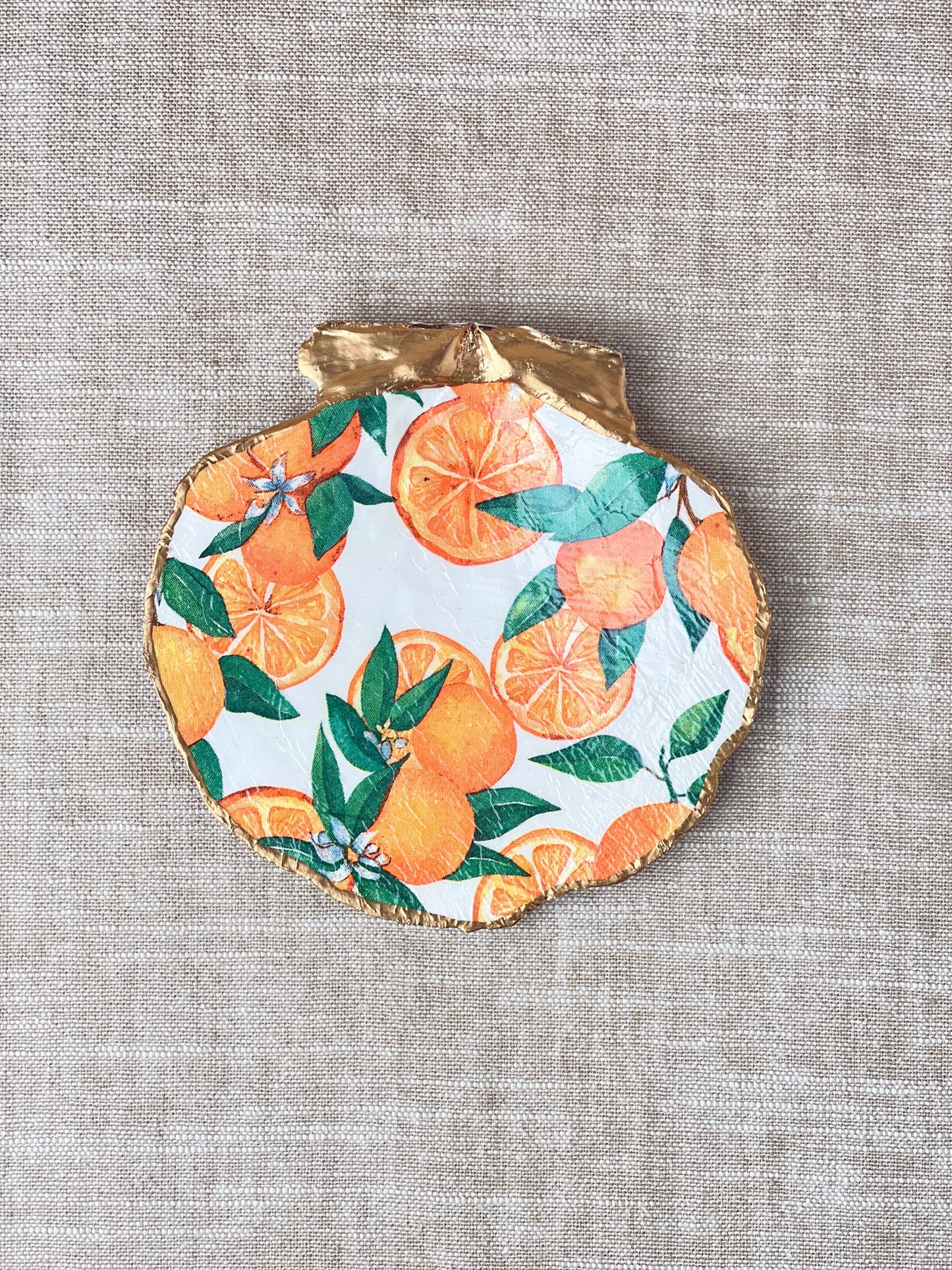 Oranges Scallop Shell