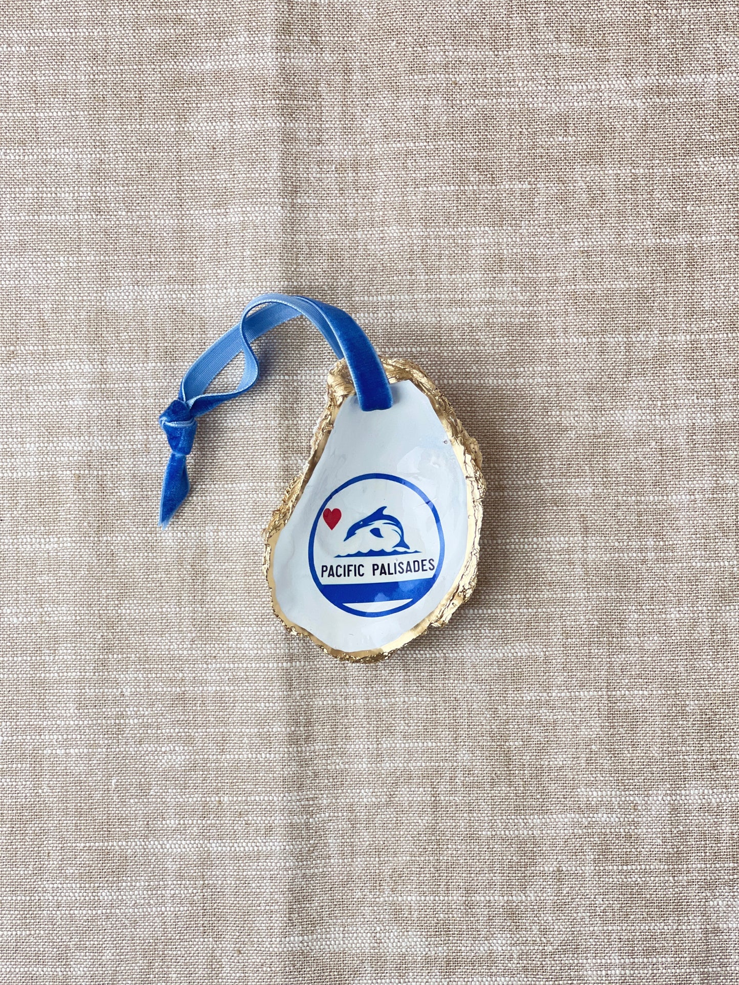 Palisades Flag Heart Oyster Ornament
