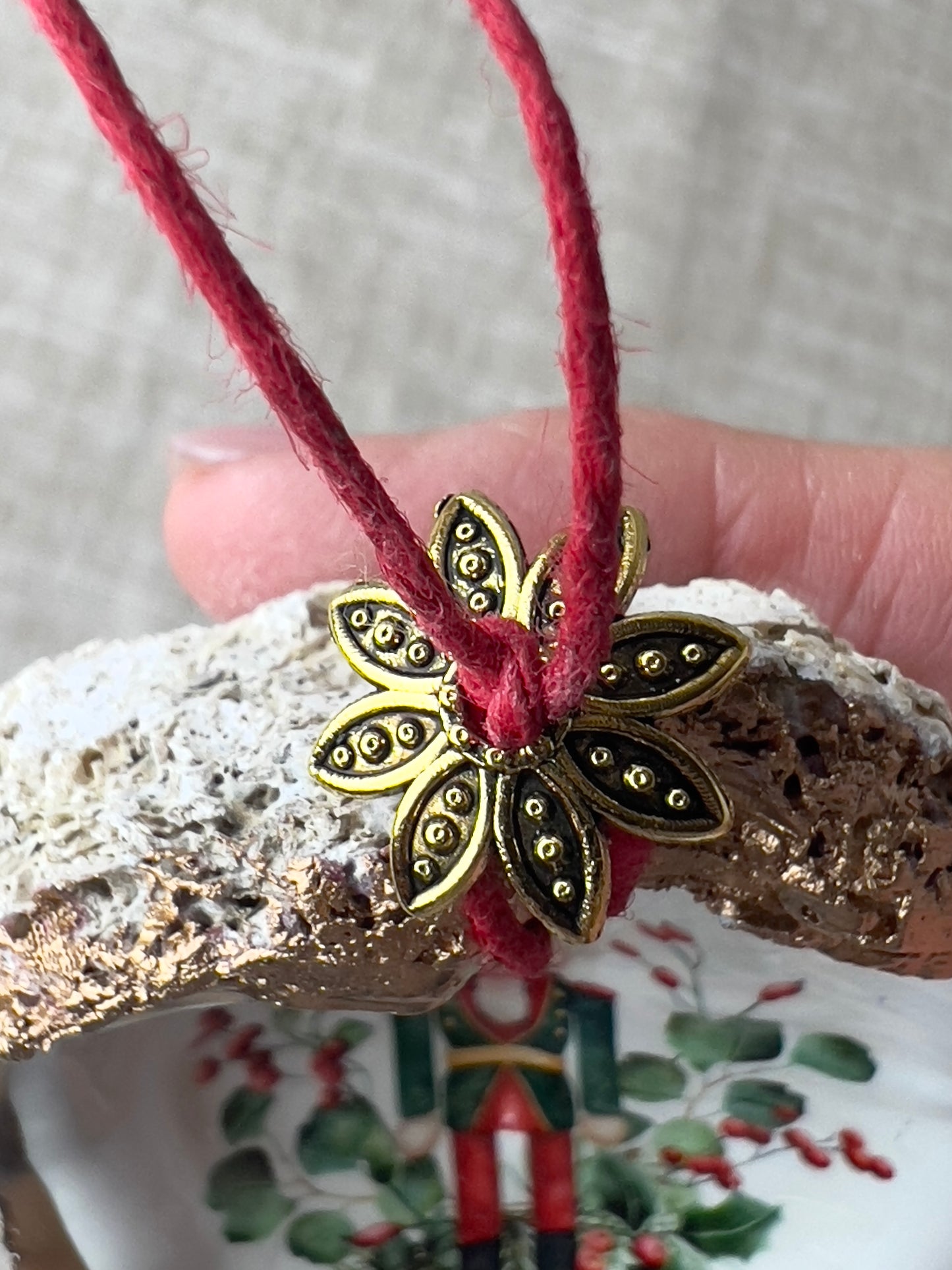 Hummingbird Oyster Ornament
