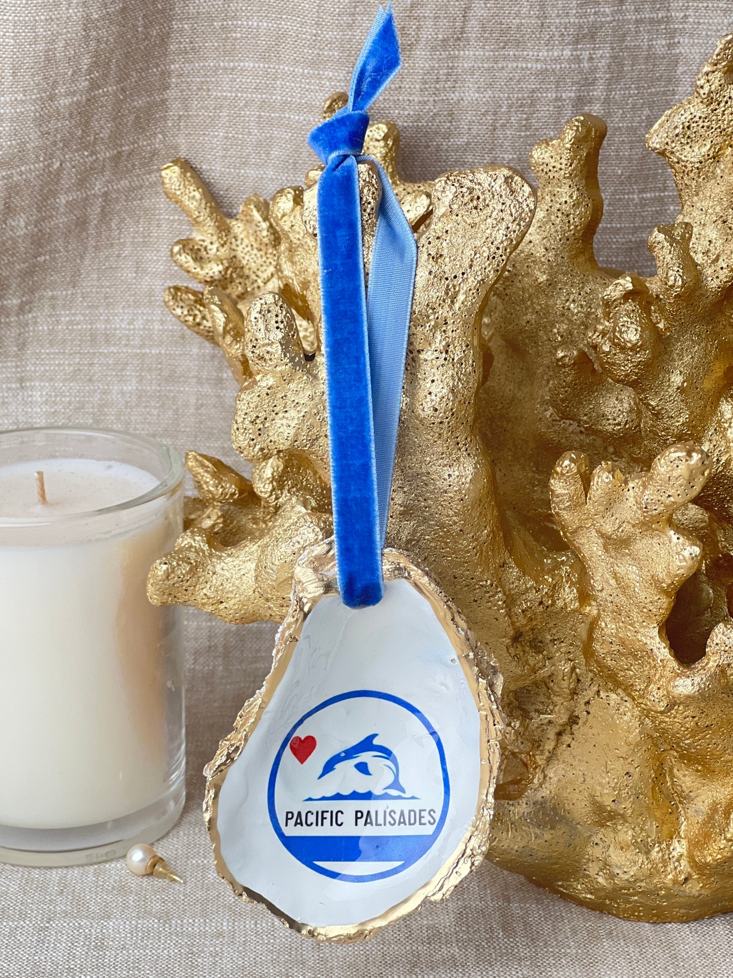 Palisades Flag Heart Oyster Ornament