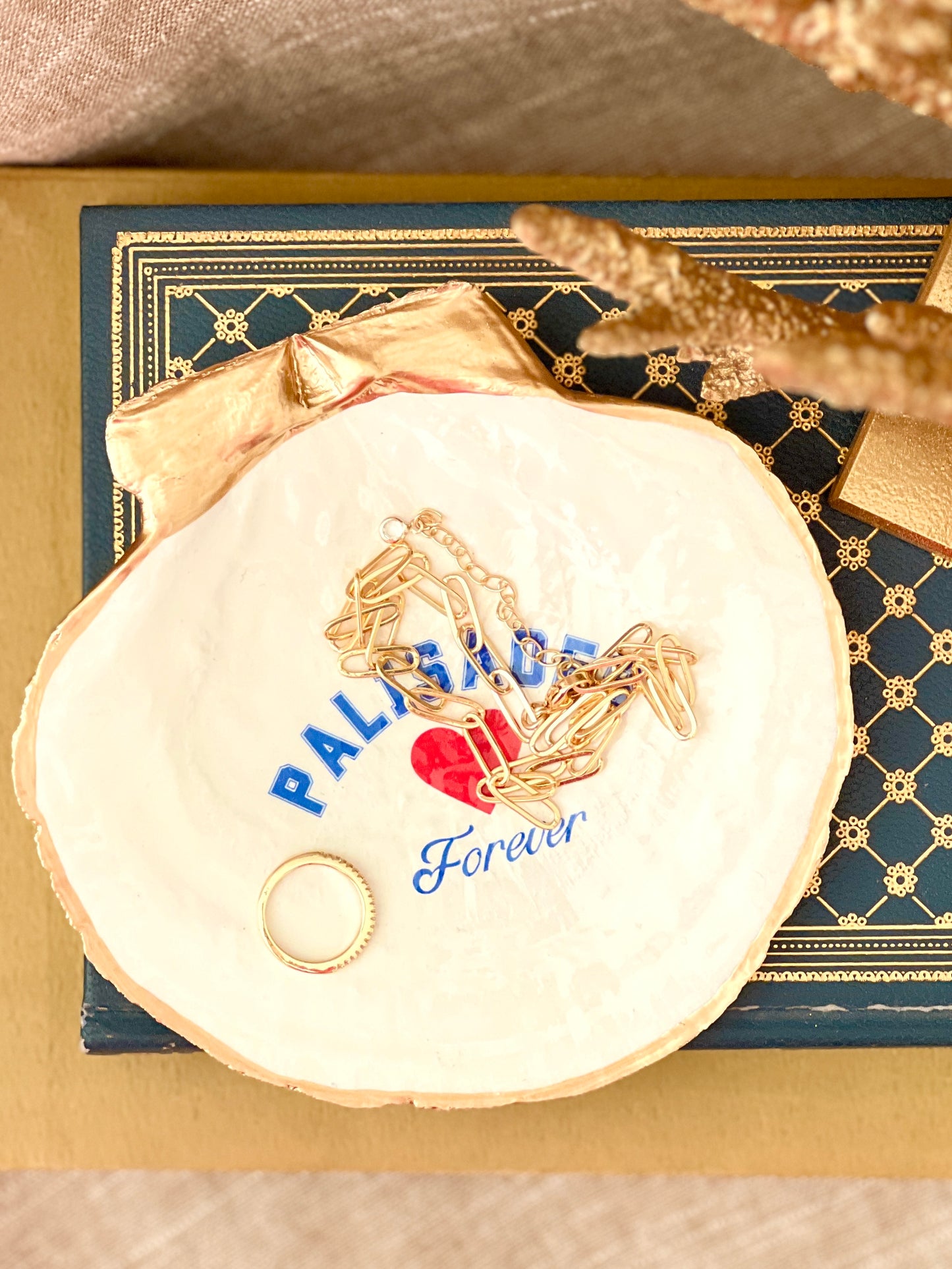 Palisades Forever Heart Scallop Shell