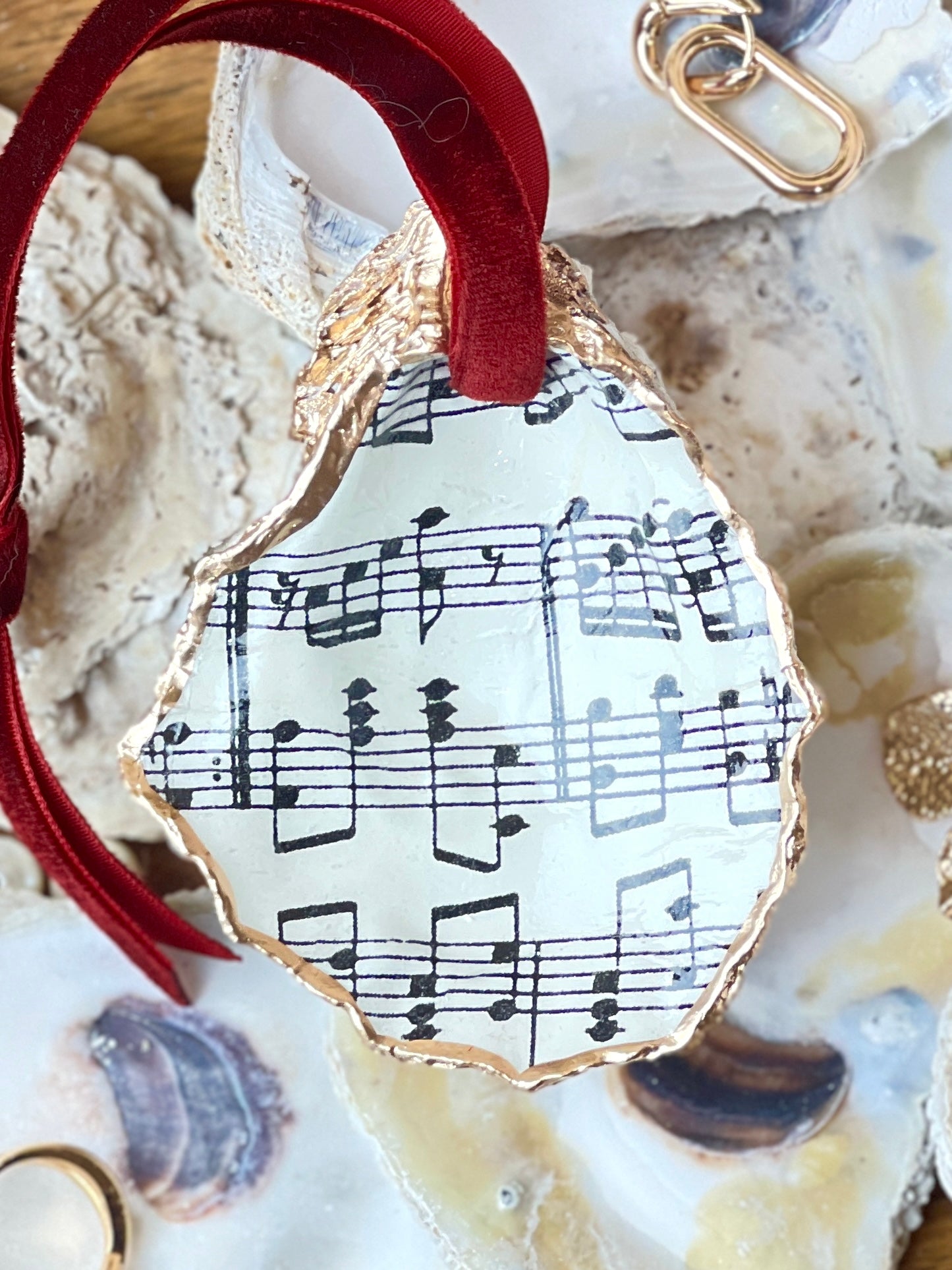 Music Notes Oyster Ornament