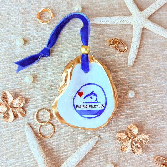 Palisades Flag Heart Oyster Ornament