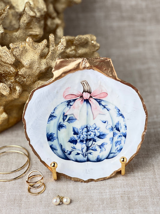 Chinoiserie Pumpkin Scallop Shell