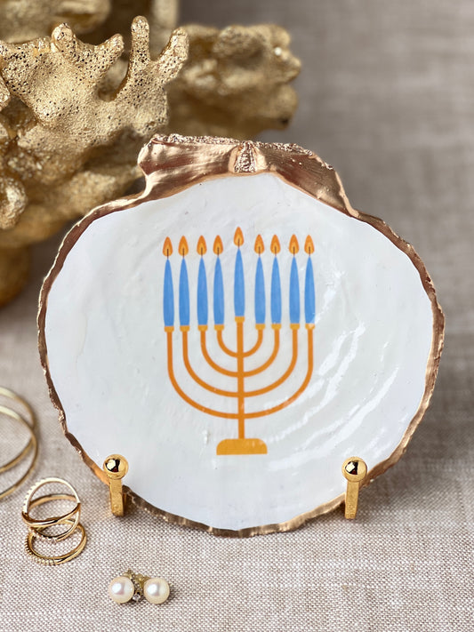 Menorah Scallop Shell